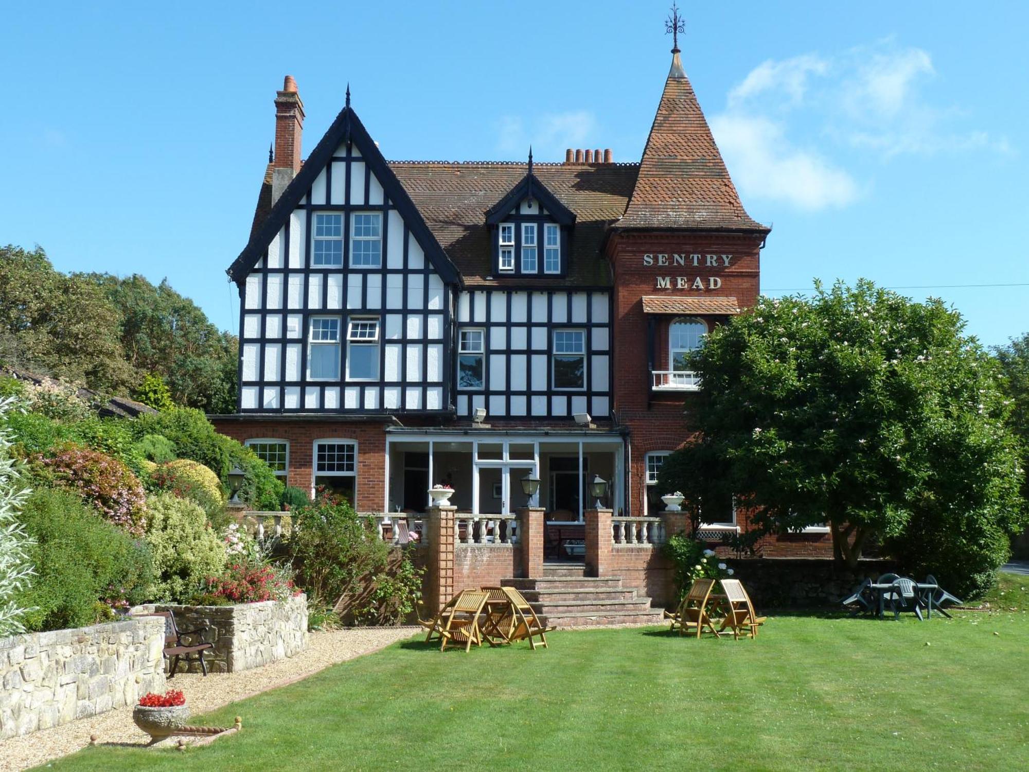 Sentry Mead Hotel Totland Exterior foto